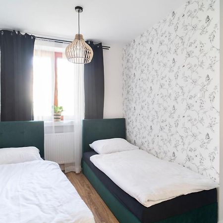 Katedralna Apart'S Legnica Ngoại thất bức ảnh