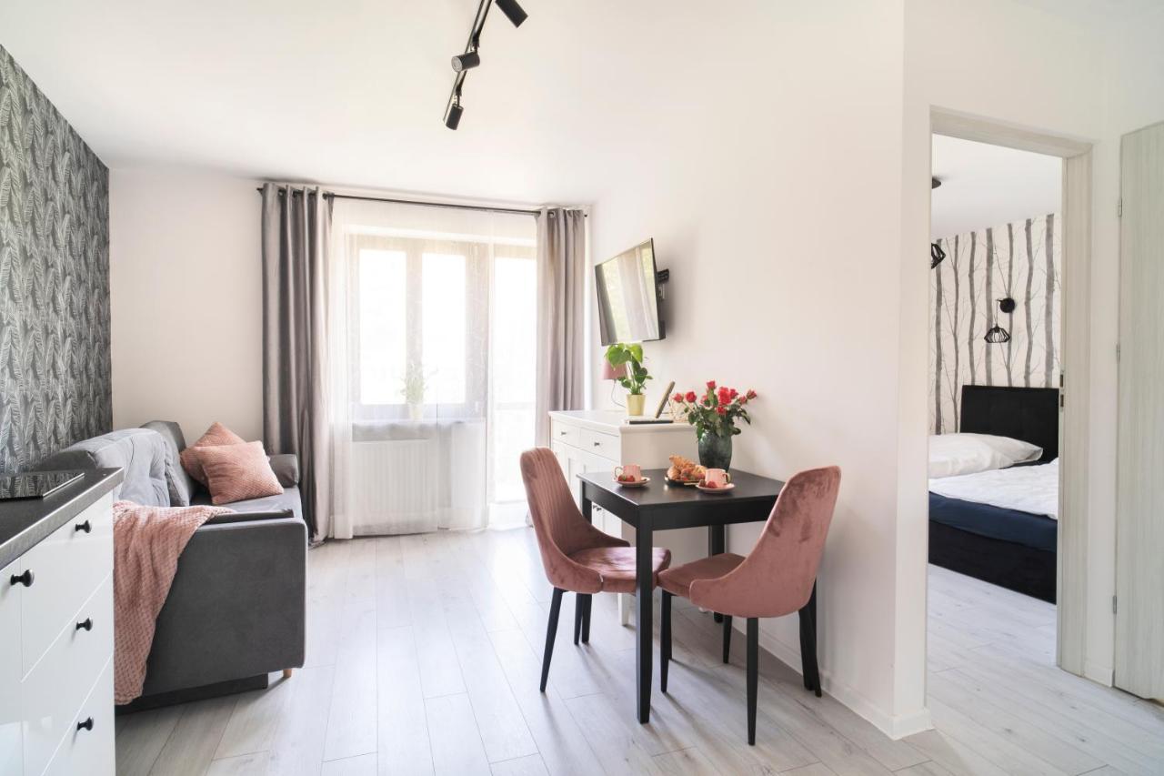 Katedralna Apart'S Legnica Ngoại thất bức ảnh