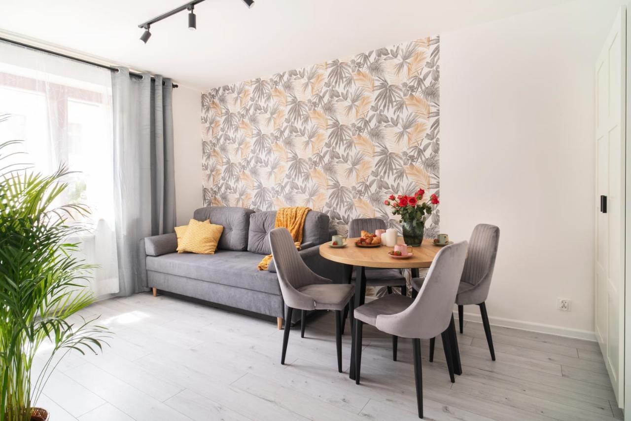 Katedralna Apart'S Legnica Ngoại thất bức ảnh
