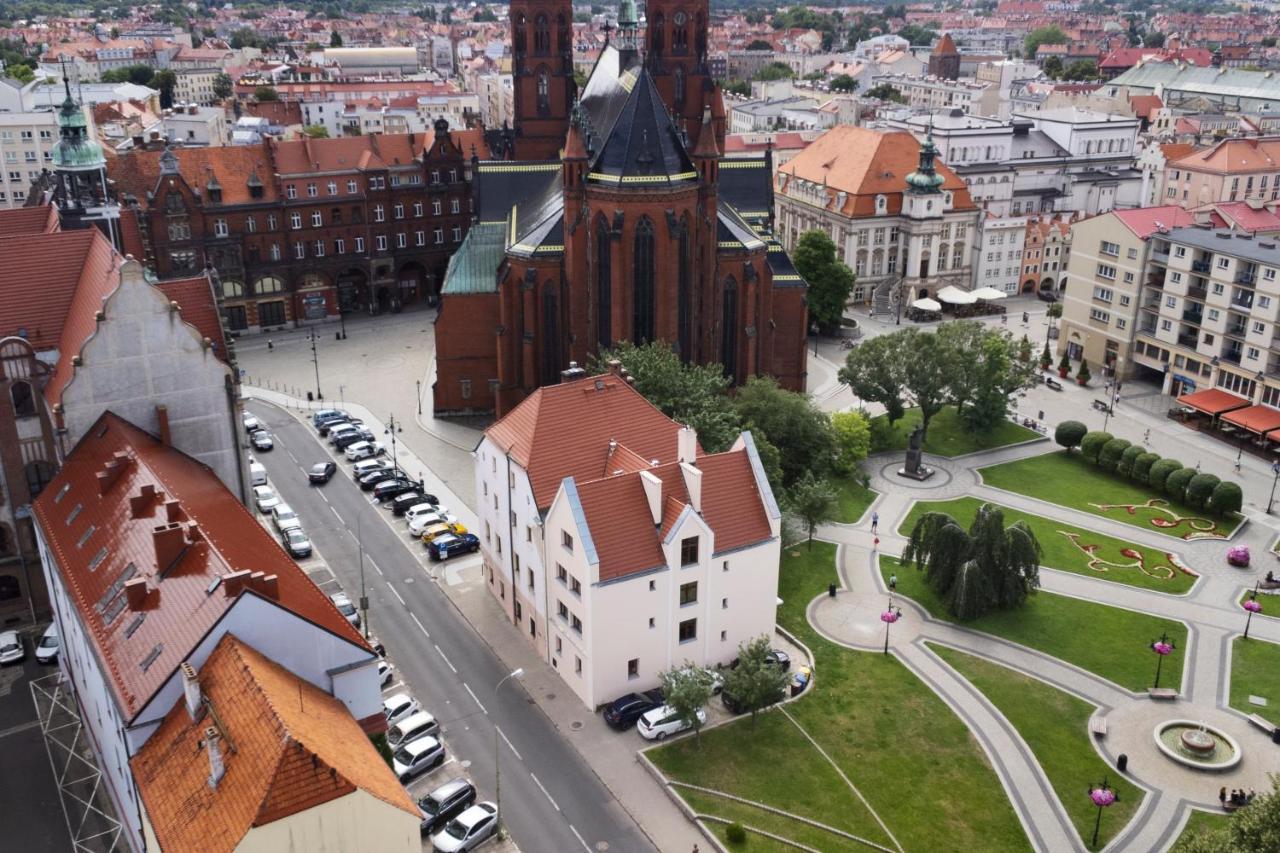 Katedralna Apart'S Legnica Ngoại thất bức ảnh
