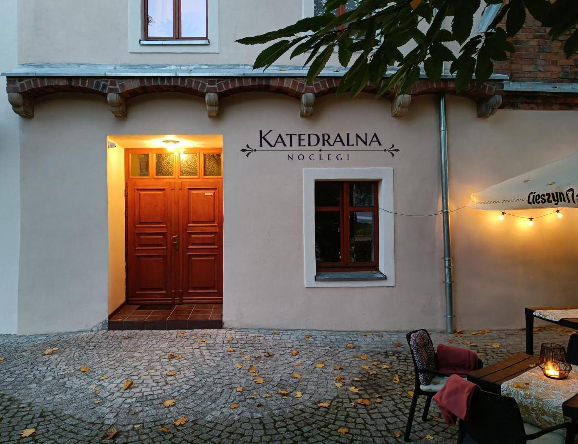 Katedralna Apart'S Legnica Ngoại thất bức ảnh